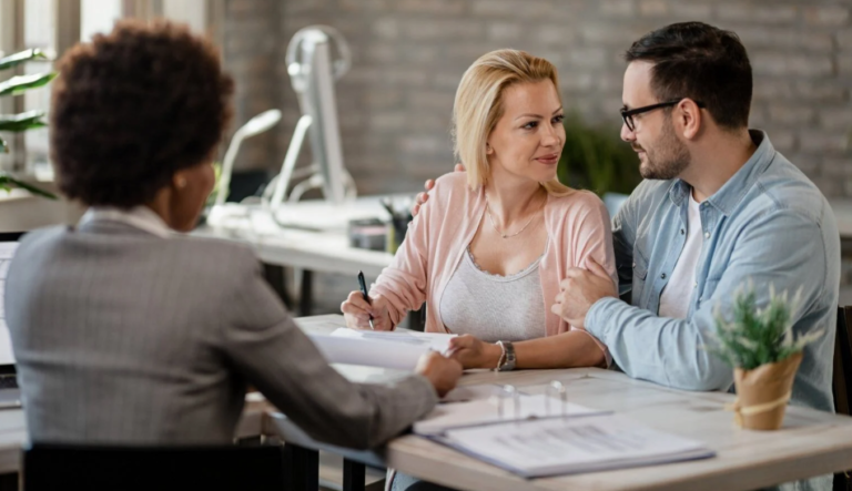 How to Find the Right Surrogacy Agency